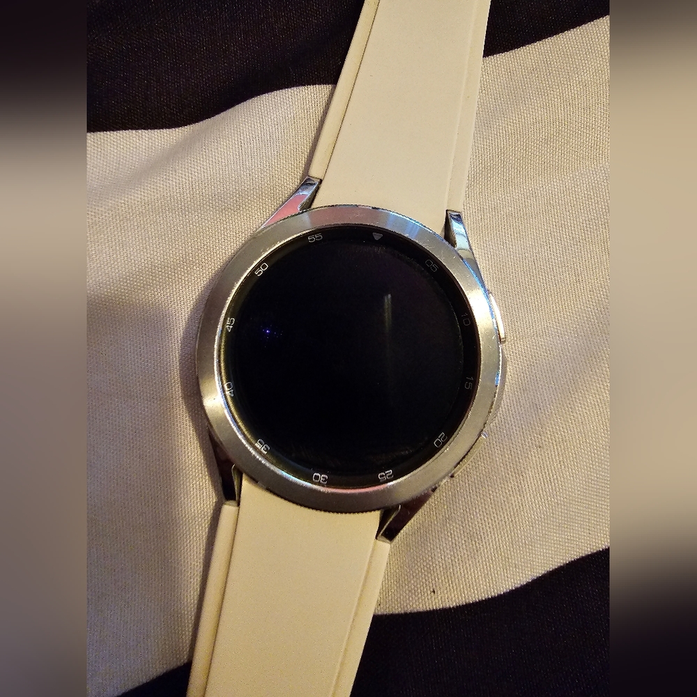Samsung galaxy watch 4 classic 42mm LTE